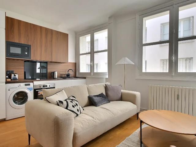 Location Appartement Rue de Varenne, Paris