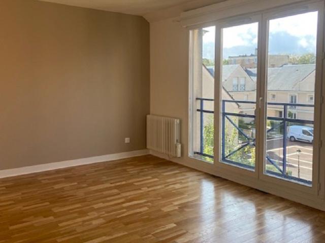Location Appartement Rue de Verdun, Versailles