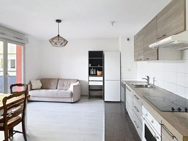 Location Appartement Rue de Verdun, Villeurbanne