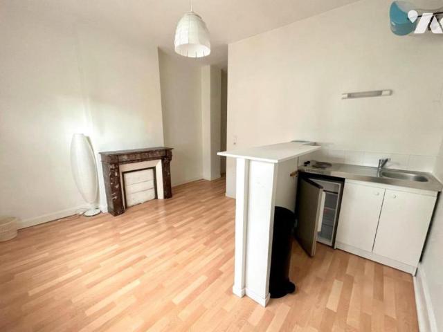 Location Appartement Rue de Vesle, Reims