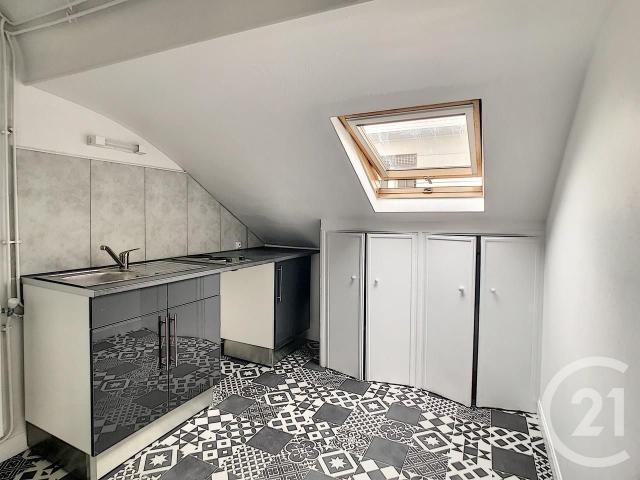 Location Appartement Rue de Vesle, Reims