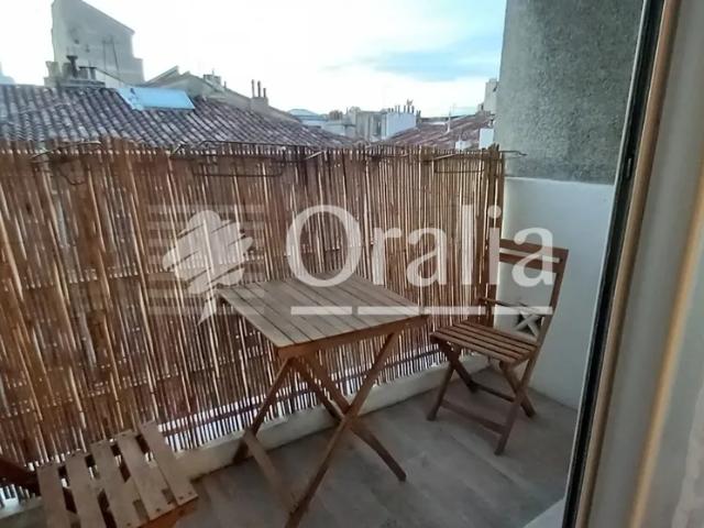Location Appartement Rue de Village, Marseille