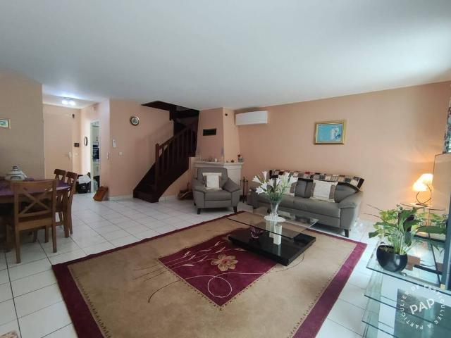 Location Appartement Rue de Villeneuve, Rungis
