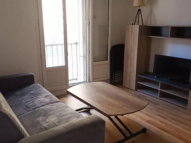 Location Appartement Rue de Villiers, Levallois Perret