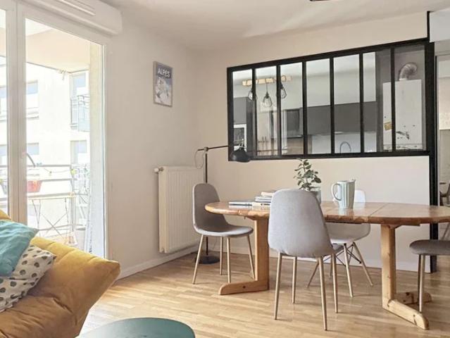 Location Appartement Rue Dedieu, Villeurbanne