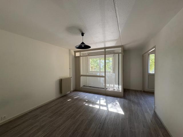 Location Appartement Rue d'Elbeuf, Roanne