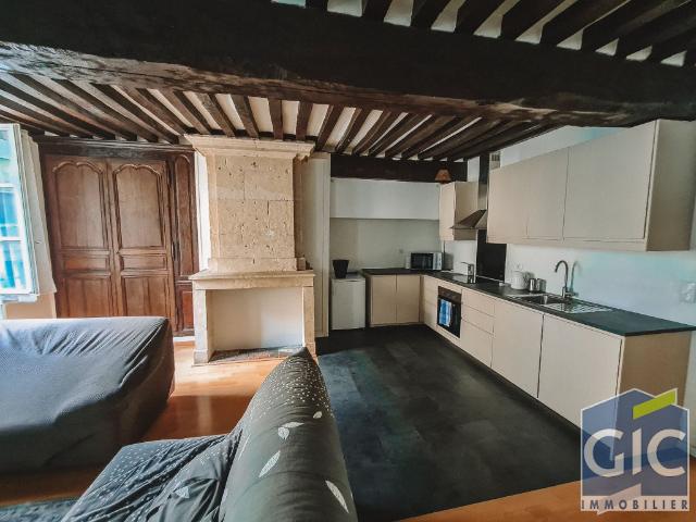 Location Appartement Rue Demolombe, Caen