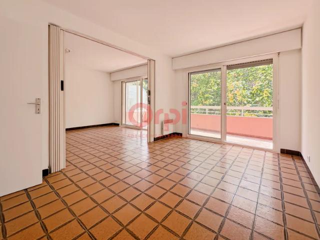 Location Appartement Rue Denis Papin, Fréjus