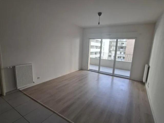 Location Appartement Rue des Maraîchers, Bordeaux