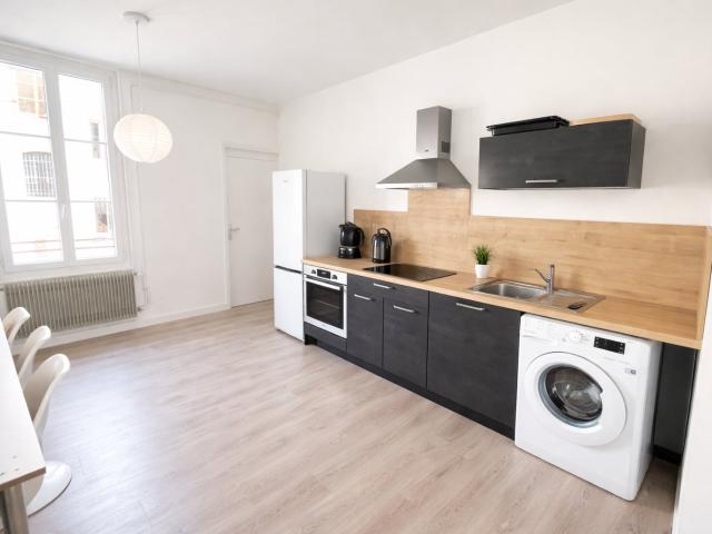 Location Appartement Rue des Marronniers, Perreux