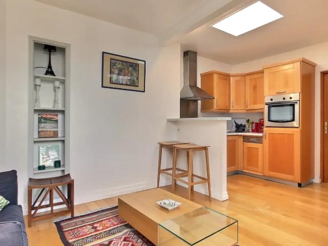 Location Appartement Rue des Martyrs, Paris