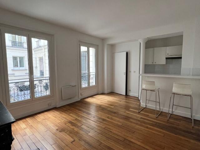 Location Appartement Rue des Mauvais Garçons, Paris