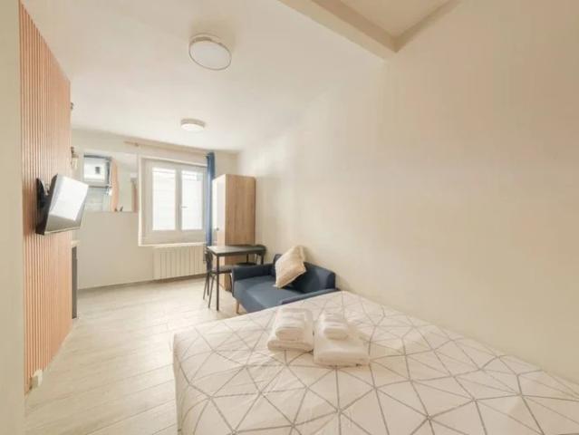 Location Appartement Rue des Messageries, Paris