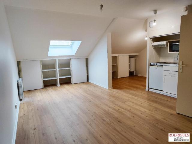 Location Appartement Rue des Mimosas, Buxerolles