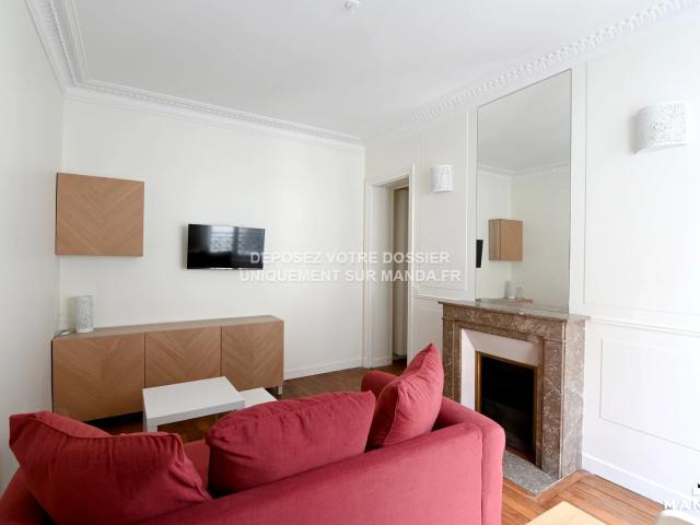 Location Appartement Rue des Montibœufs, Paris