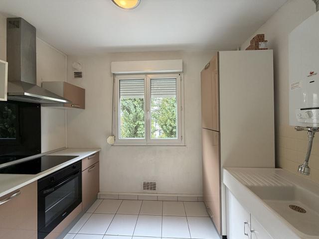 Location Appartement Rue des Moulins, Reims