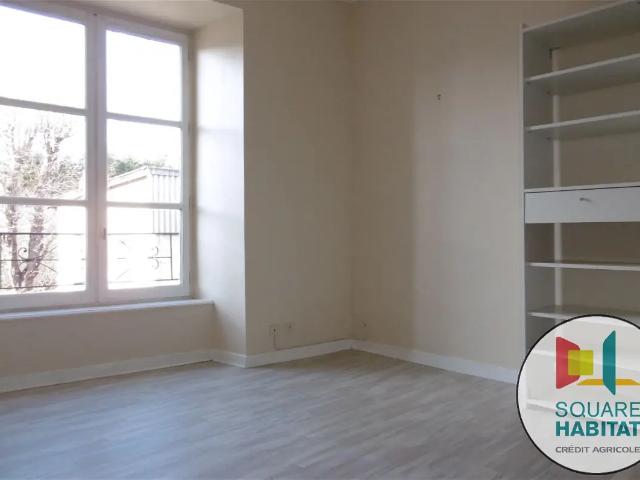 Location Appartement Rue des Nobles, Sauxillanges
