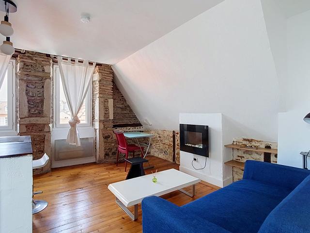 Location Appartement Rue des Orphelines, Pau