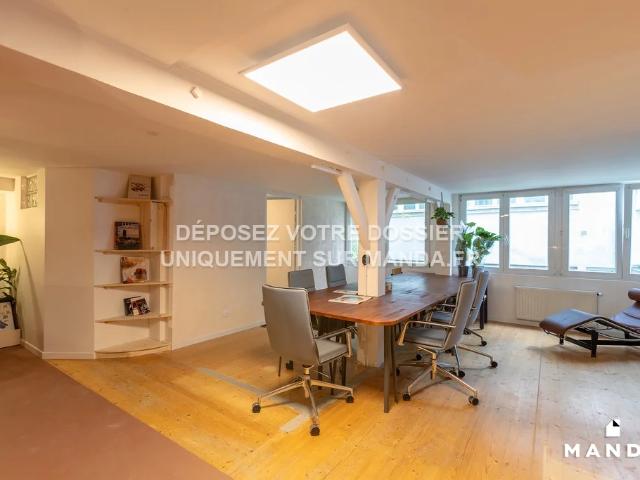Location Appartement Rue des Orteaux, Paris