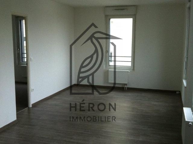 Location Appartement Rue des Ateliers, Lille