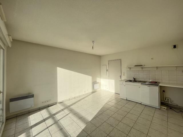 Location Appartement Rue des Aubugues, Rodez