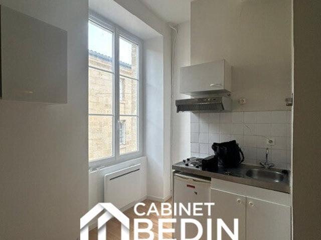Location Appartement Rue des Menuts, Bordeaux