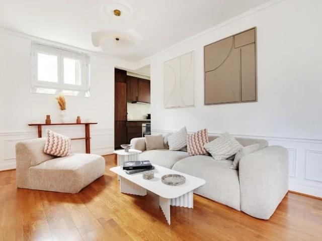 Location Appartement Rue des Acacias, Paris