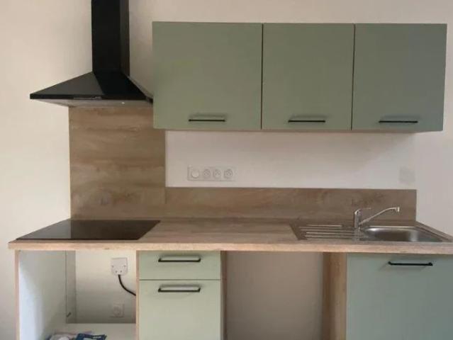 Location Appartement Rue des Alpes, Valence