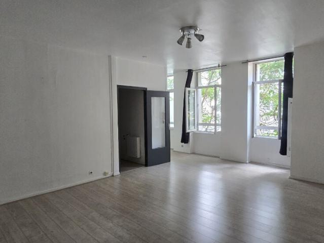 Location Appartement Rue Des Amis, Saint Marcel lès Annonay