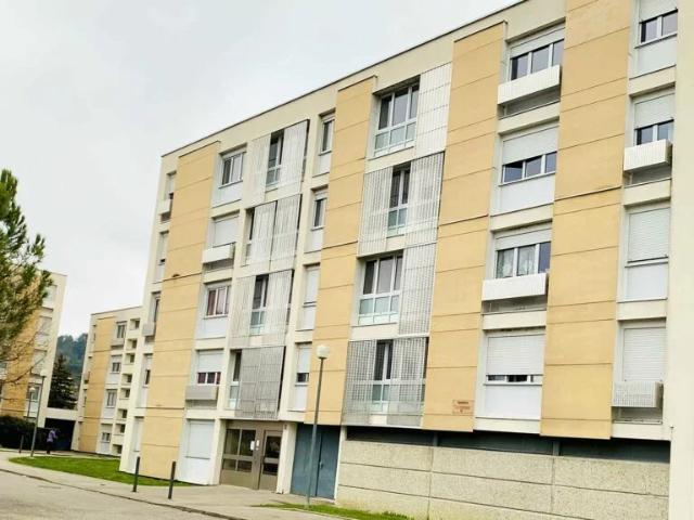 Location Appartement Rue des Anciens Combattants d'Outre Mer, Crest