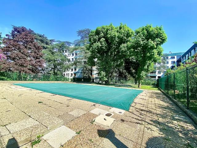 Location Appartement Rue des Aqueducs, Lyon