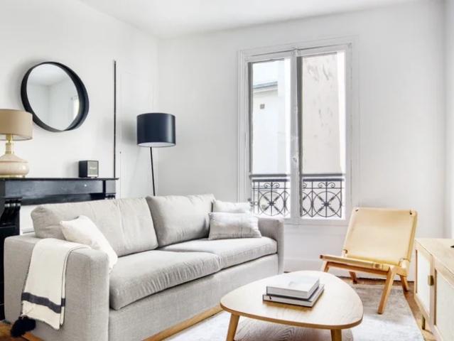 Location Appartement Rue des Archives, Paris