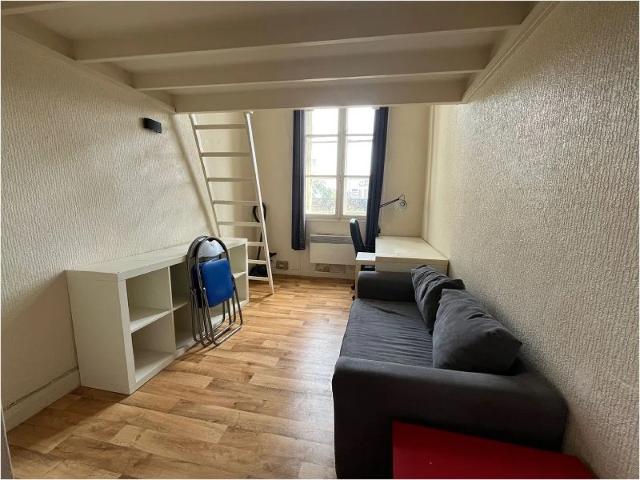 Location Appartement Rue des Arts, Lille