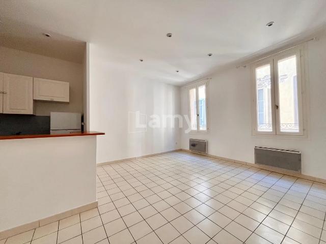 Location Appartement Rue des Bernardines, Aix en Provence
