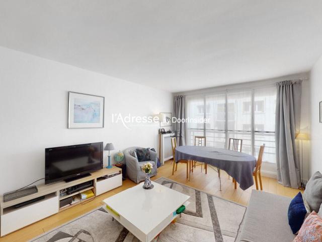 Location Appartement Rue des Bergers, Paris