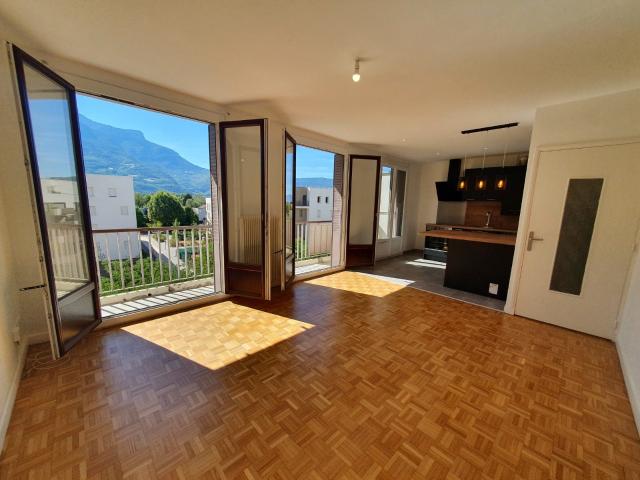 Location Appartement Rue des Bonnais, Saint Égrève