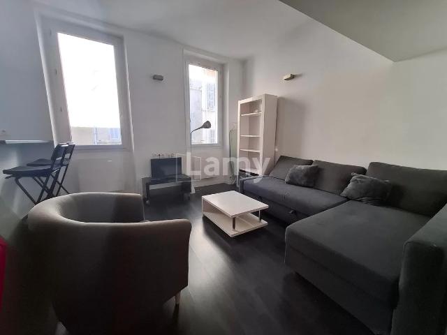 Location Appartement Rue des Bons Enfants, Marseille