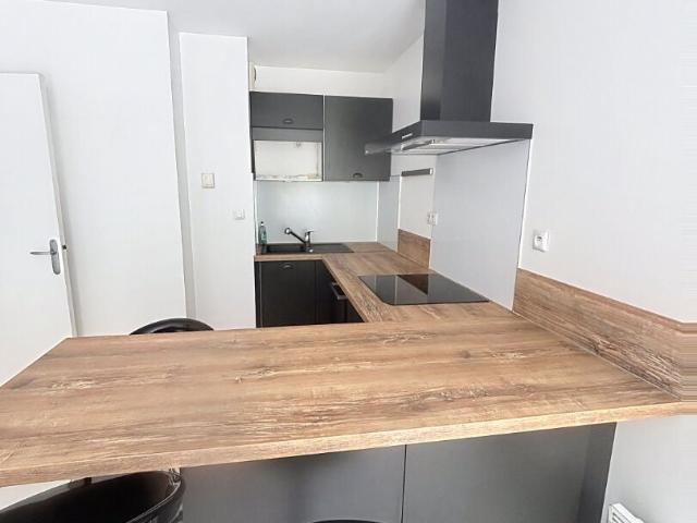 Location Appartement Rue des Bruyères, Fontguenand