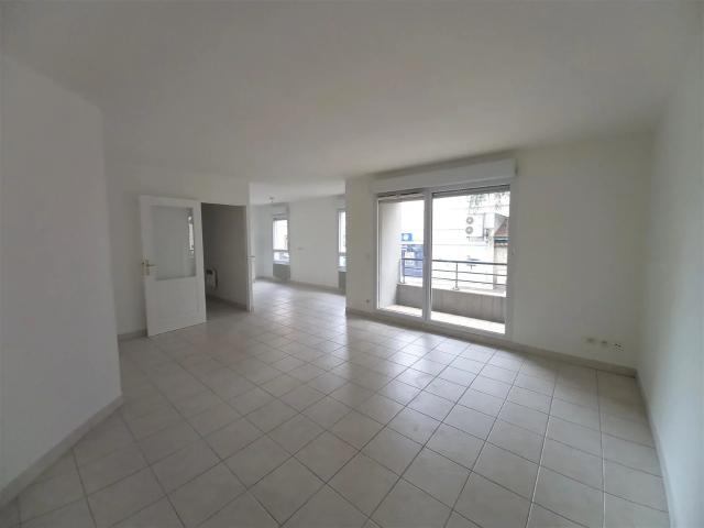 Location Appartement Rue des Cuirassiers, Lyon
