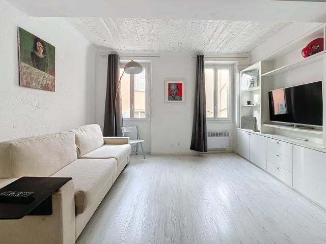 Location Appartement Rue des Calvys, Le Cannet