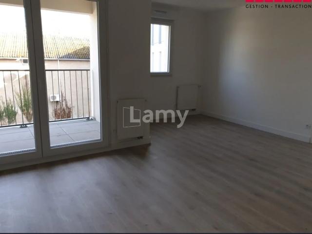 Location Appartement Rue des Calvaires, Saint Herblain