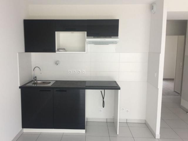Location Appartement Rue des Capucines, Bordeaux