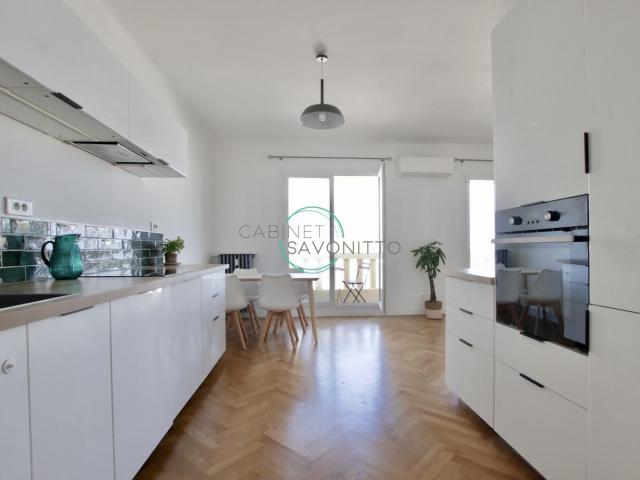 Location Appartement Rue des Catalans, Marseille