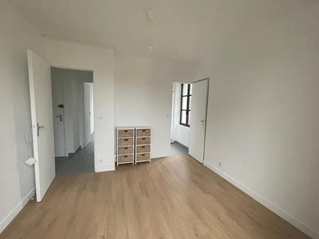 Location Appartement Rue des Charmettes, Barbizon
