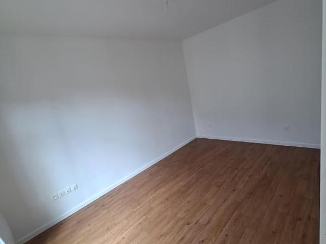 Location Appartement Rue des Chenizelles, Laon