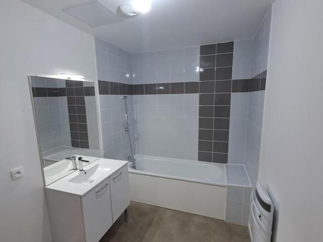 Location Appartement Rue des Chenizelles, Laon
