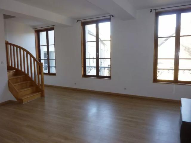 Location Appartement Rue des Chenizelles, Laon