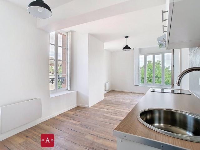 Location Appartement Rue des Cordonniers, Rabastens