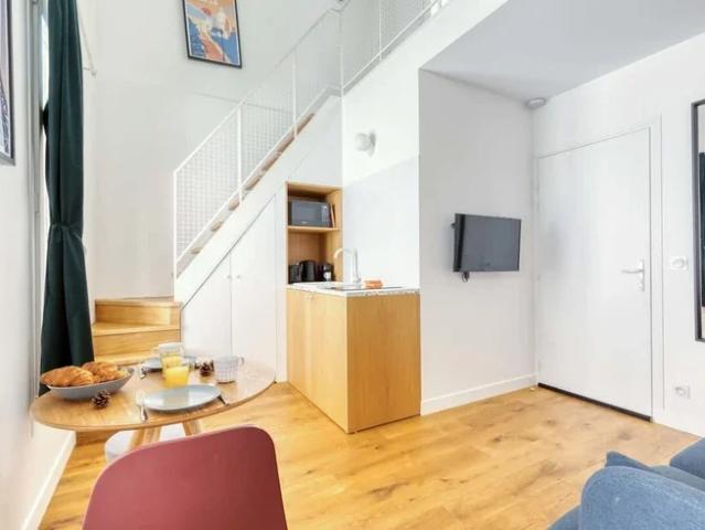 Location Appartement Rue des Cottages, Paris