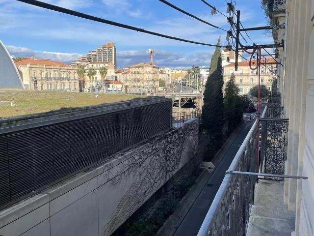 Location Appartement Rue des Deux Ponts, Montpellier